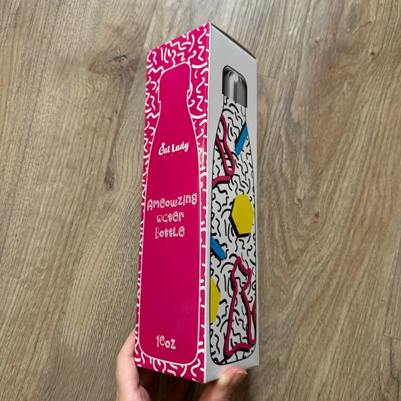 New Cat Lady Box Stainless Steel 16 oz Insulated Water Bottle Neon Cats Kittens - Picture 3 of 7